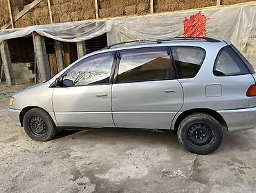 Toyota: Toyota Ipsum: 1996 г., Автомат, Минивэн — 3