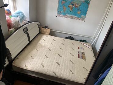 мебель кровати: Кровать, Б/у