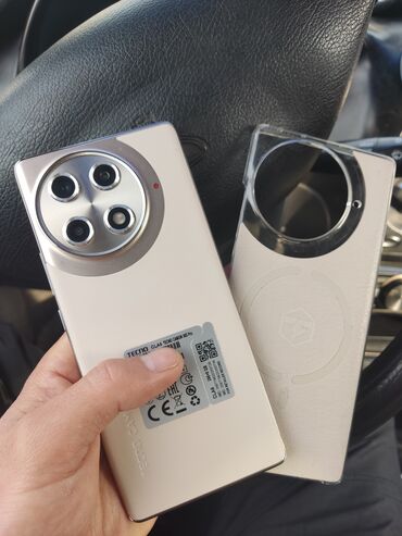 Tecno: Tecno Camon 30S Pro, Новый, 256 ГБ, цвет - Бежевый, 2 SIM — 1