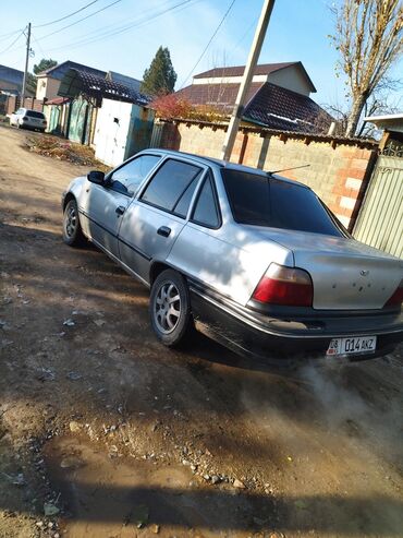 Daewoo: Daewoo Nexia: 2007 г., 1.5 л, Механика, Бензин, Седан