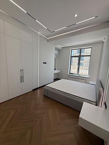 недвиж: 3 комнаты, 122 м², 3 этаж — 5
