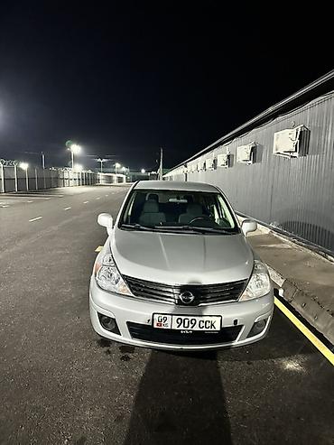 рд 1: Nissan Versa: 2011 г., 1.8 л, Автомат, Бензин, Хетчбек — 2