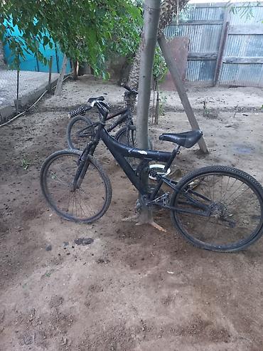 bmx satilir: 16 lıq 25 lik velosipedlər satılır təkərləri boşalıb təmirə ehtiyacı — 1