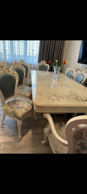 metbex ucun qaz sobalari: Qonaq otağı üçün, İşlənmiş, Açılan, Dördbucaq masa, 8 stul