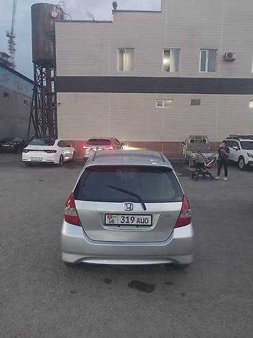 Honda: Honda Fit: 2003 г., 1.3 л, Вариатор, Бензин, Хэтчбэк — 4