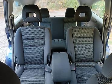 toyota stream: Honda Stream: 2006 г., 2 л, Механика, Бензин, Универсал — 9