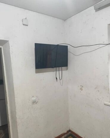 квартира төкөлдөш: 2 бөлмө, Кыймылсыз мүлк агенттиги, Чогуу жашоосу жок, Жарым -жартылай эмереги бар