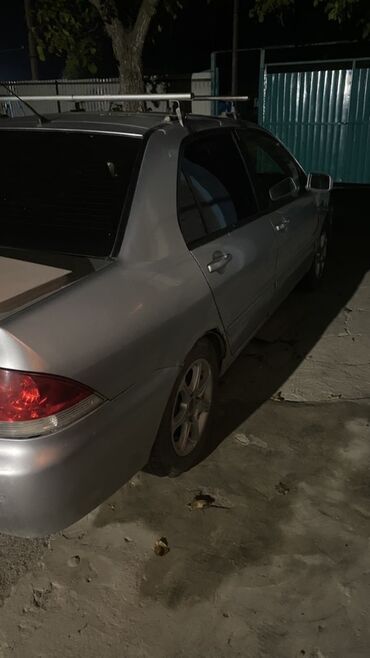 продаю дом на колесах: Mitsubishi Lancer: 2006 г., 1.6 л, Механика, Бензин, Седан