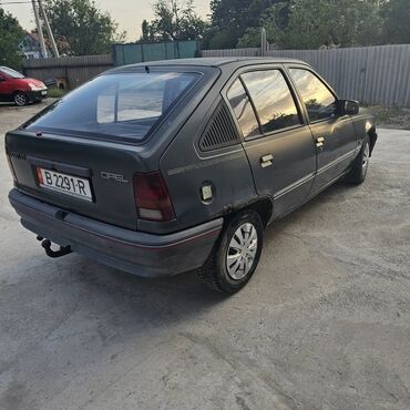 амортизаторы на опель вектра б: Opel Kadett: 1986 г., 1.3 л, Механика, Бензин, Хетчбек