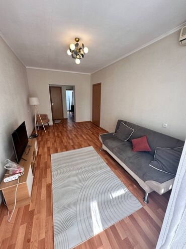 дом в центре: 2 бөлмө, 50 кв. м, Жеке план, 4 кабат