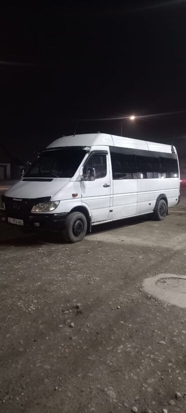 хорошо уступлю: Mercedes-Benz Sprinter: 2002 г., 2.2 л, Механика, Дизель, Бус