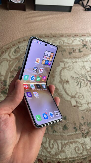 баткен телефон: Huawei Pocket 2, 256 ГБ
