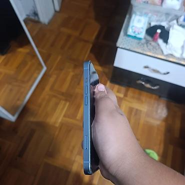 retro kamera: IPhone 13, Mavi — 4