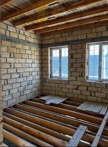 Tikinti işləri: 2 mərtəbəli daş ev karkası - Layihə: geniş eyvanlı, sütunlu fasad; — 14