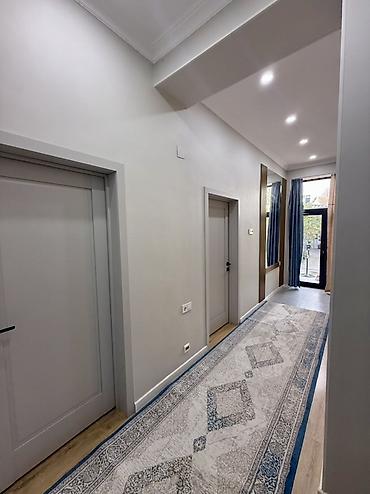 Долгосрочная аренда домов: 160 м², 4 комнаты, Семейным — 23