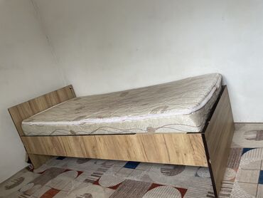 односпальняя кровать: Односпальная Кровать, Б/у