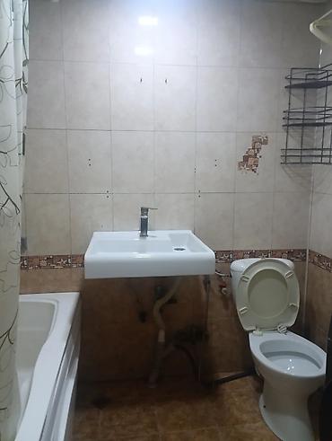 qaxda ev: Bir otaqli ev kirayye verilir uzun mudetine 300 manata — 2