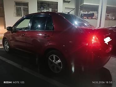 chery fulwin 2: Nissan Versa: 1.8 l | 2011 il Sedan — 6