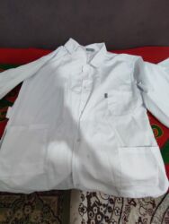 костюм доктора: Продается медицинский халат 54 размера, очень удобный и комфортный