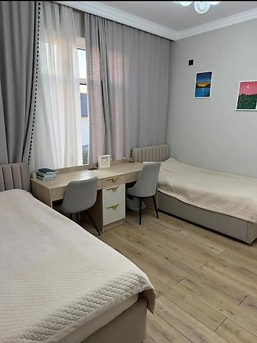 Продажа коттеджей и домов: 6 комнат, 200 м², 4 соток, Бишкек, Кок-Жар ж/м Риэлтор — 10