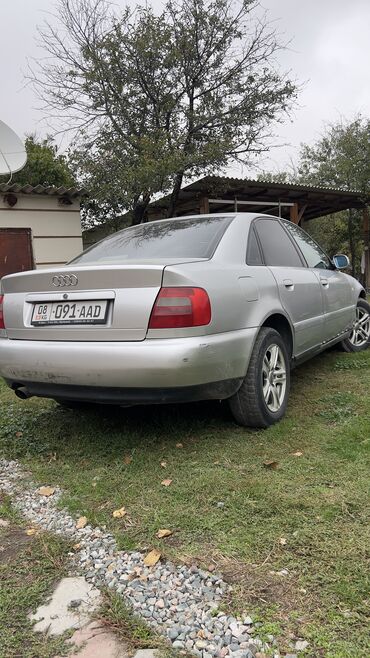 Audi: Audi A4: 1999 г., 1.8 л, Механика, Газ, Седан