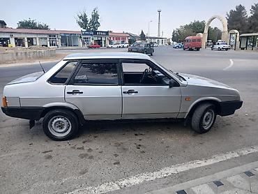 niva on şuşə: VAZ (LADA) 21099: 1.4 l | Sedan — 3