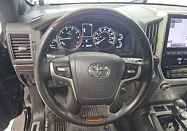 Toyota: Toyota Land Cruiser: 2020 г., 5.7 л, Автомат, Бензин, Внедорожник — 8