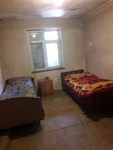 Həyət evləri və villaların satışı: Albalı 4 otaqlı, 90 kv. m, Orta təmir — 2