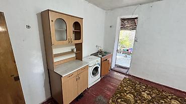 Бөлмөлөрдү ижарага берүү: 15 м², Жарым -жартылай эмереги бар — 2