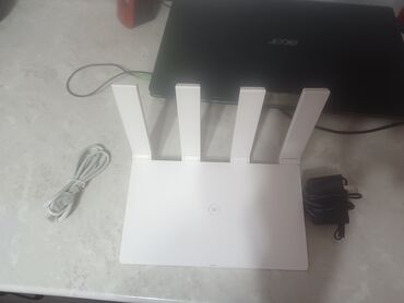 слив на крышу: Wi-Fi роутер