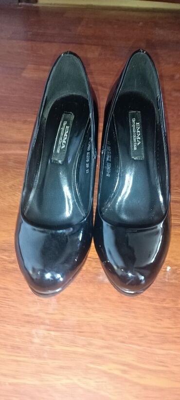 турецкая женская обувь больших размеров: Туфли 35, цвет - Черный