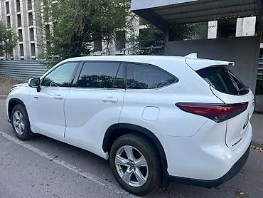кузов евро: Toyota Highlander: 2021 г., 2.5 л, Автомат, Гибрид, Кроссовер — 7