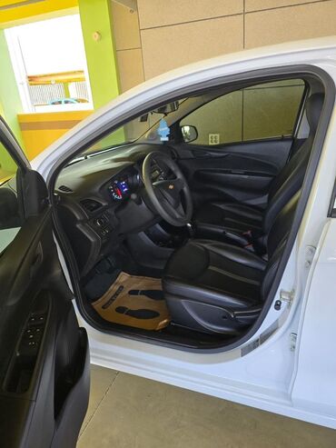 Chevrolet: Chevrolet Spark: 2020 г., 0.1 л, Автомат, Бензин, Хэтчбэк — 9