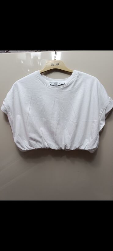 Köynək və bluzalar: Xs-s ölçü koftalar her yenidir heç geyilmeyib, 3u sadece 1defe geyilib — 5