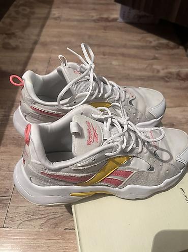кросы: Кроссовки, 37, Reebok, Б/у, цвет - Белый — 2
