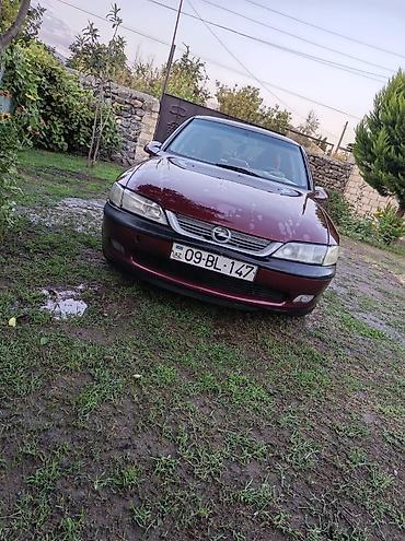 фольксваген пассат 1: Opel Vectra: 2 л | 1998 г. Седан — 1