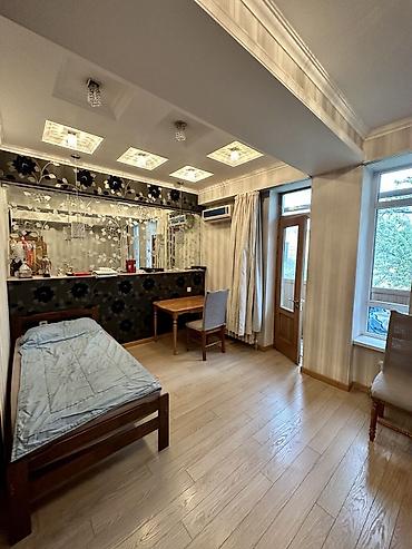 Продажа квартир: 3 комнаты, 120 м², 4 этаж — 7