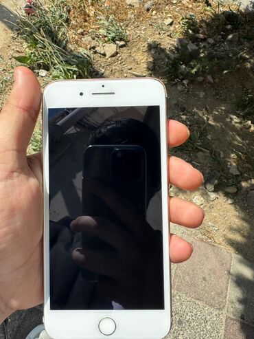ayfon s 4: IPhone 8 Plus, 64 GB, Desert Titanium, Barmaq izi