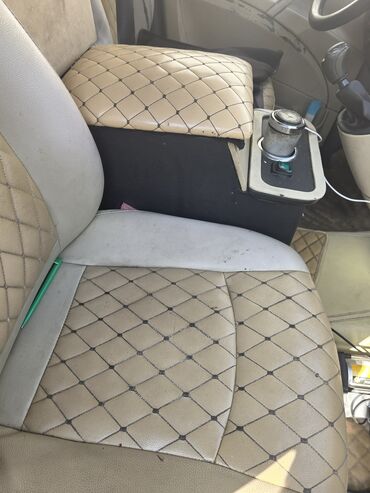 Mercedes-Benz: Mercedes-Benz Vito: 2.2 l | 2009 il Van/Minivan — 12