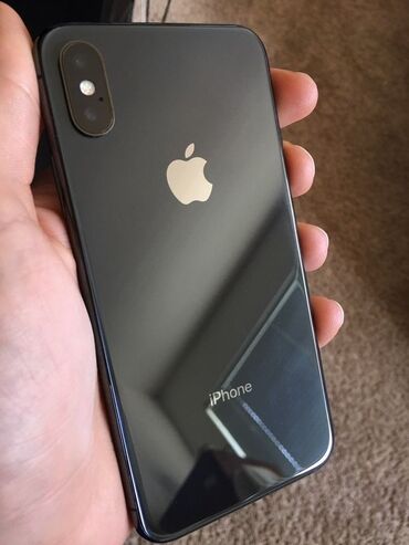 Apple iPhone: IPhone Xs, Б/у, 256 ГБ, Черный, Зарядное устройство, Защитное стекло, Чехол, 76 %