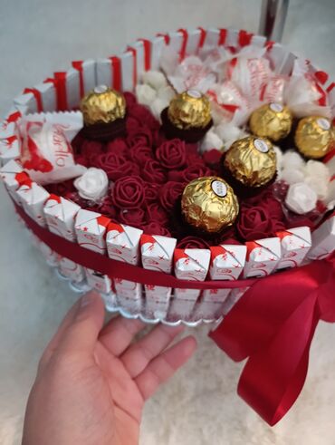 Konditorski proizvodi, slatkiši: Ručno izrađene slatke korpe/torte od čokoladica – idealne za — 32