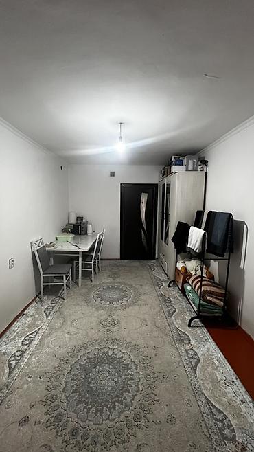 малосемейка: 1 комната, 30 м², Малосемейка, 4 этаж — 8