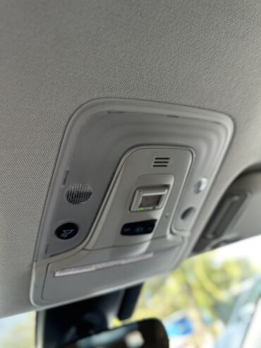 Toyota: Toyota Prius: 2021 г., 1.8 л, Вариатор, Гибрид, Хэтчбэк — 10