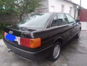 авуди 80: Audi 80: 1991 г., 1.8 л, Механика, Бензин, Седан