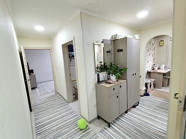 Кыймылсыз мүлк: 3 бөлмө, 57 м², Жеке план, 2 кабат, Жаңы ремонт — 1