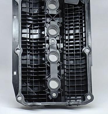 Клапаны, клапанные крышки: Клапанная крышка BMW 2001 г., Новый, Аналог, Китай — 6