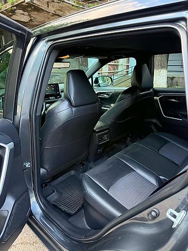 voxy noah: Toyota RAV4: 2021 г., 2.5 л, Вариатор, Гибрид, Кроссовер — 9
