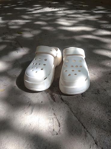обувь on: Сабо, 37.5, Crocs, Новый, цвет - Белый — 1
