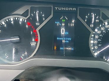 sr5: Toyota Тундра: 2023 г., 3.5 л, Автомат, Бензин, Пикап — 7