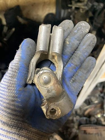 Steering Joints and Intermediate Shafts: Карданный шарнир рулевого вала (нижняя крестовина/шарнир — 2